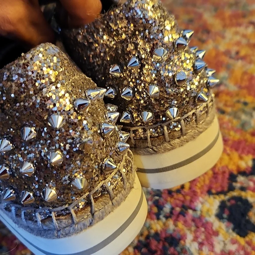 Joy & Mario Women’s silver Shiny loafers Casual Espadrilles size 39